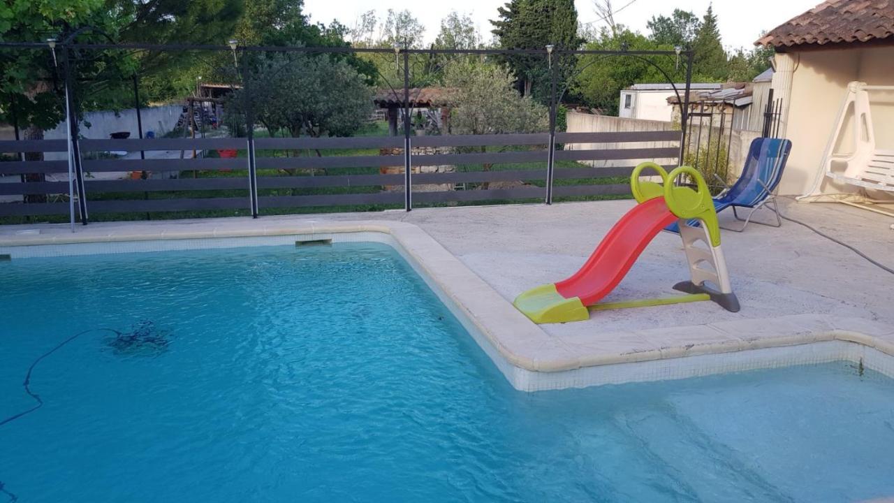 Charmante Maison Climatisee Vedene - Avignon Avec Piscine Exterior foto