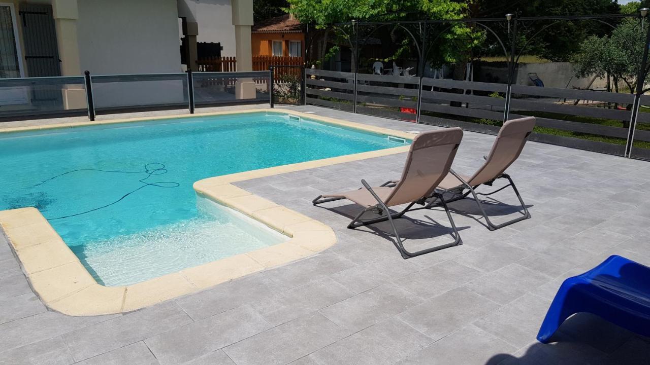 Charmante Maison Climatisee Vedene - Avignon Avec Piscine Exterior foto